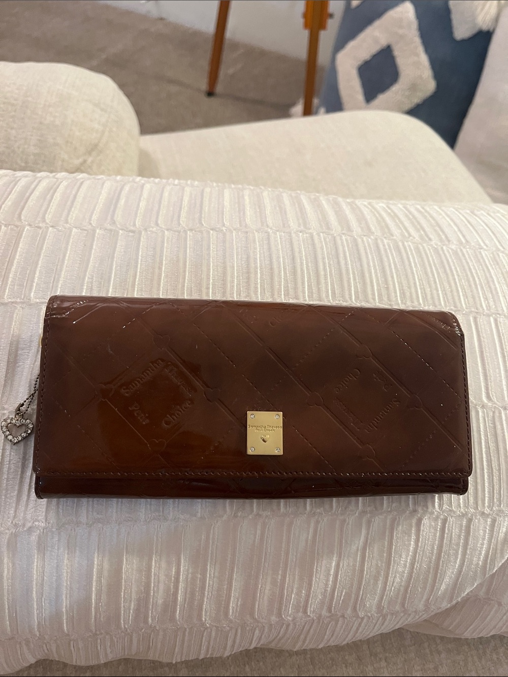 NWOT Samantha Thavasa Glossy Quilted Brown Patent Long Wallet with Gold Plate